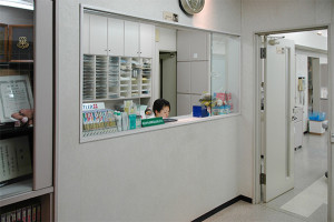 東松山市の歯科医院清水デンタルクリニックの受付